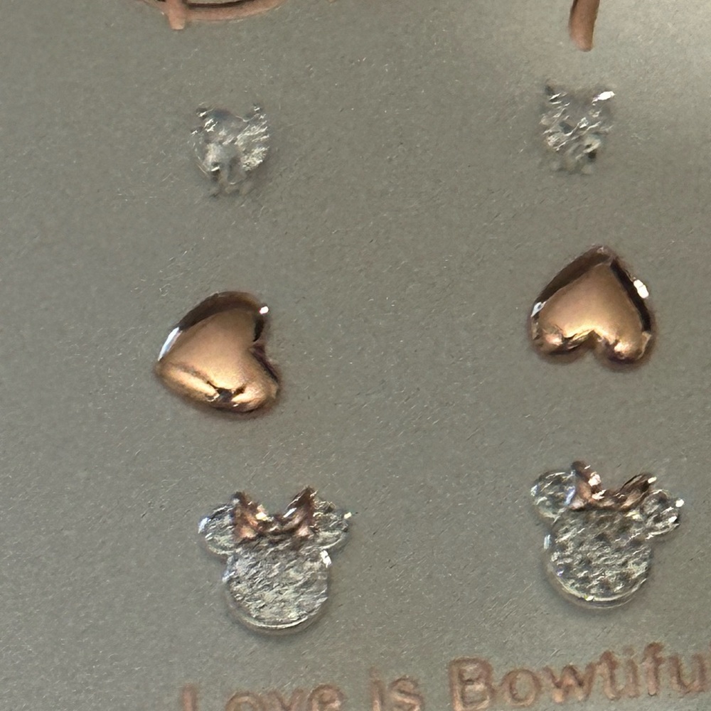 Disney love is Bowtiful earrings set of 3  NWT - Picture 10 of 11